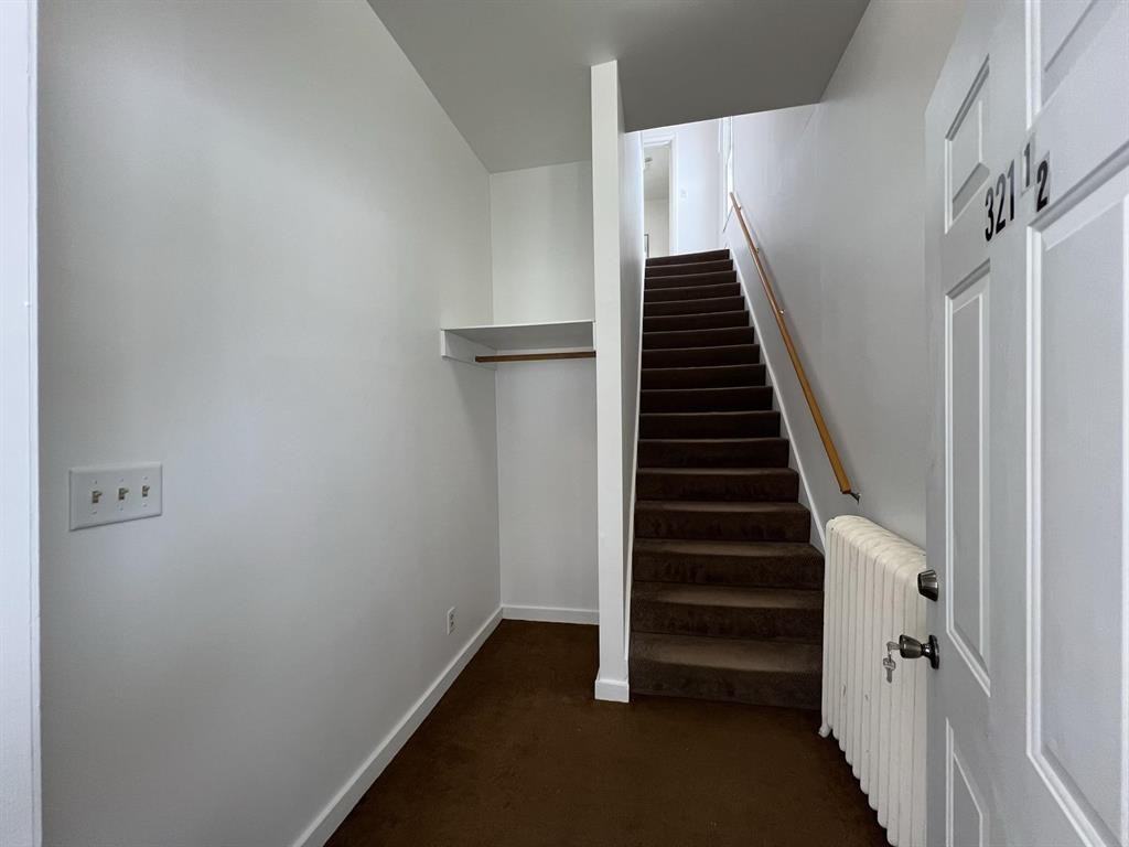 321 5th Avenue East - 321 1/2 #321-1-2 - Photo 5 of 18