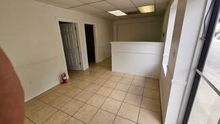 1347 Englewood Dr #1363 - Photo 5 of 9