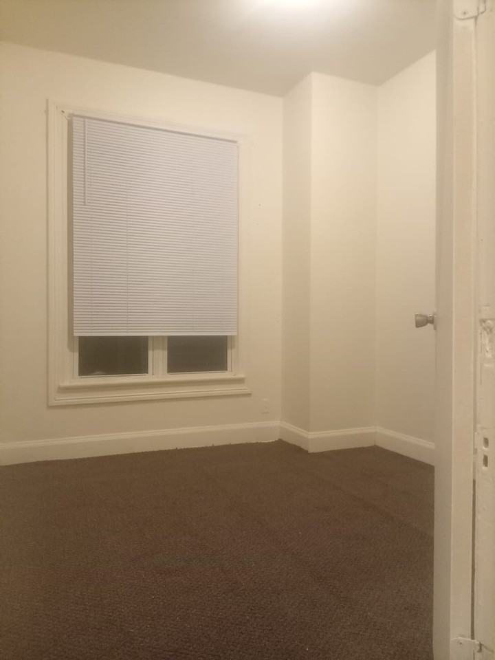 2334 W National Ave #2334 - Photo 4 of 7