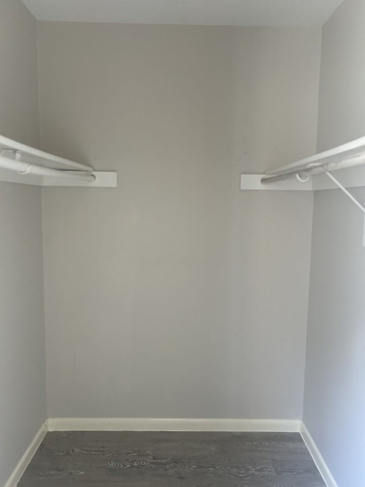 610 Bracewood Cir #B - Photo 4 of 10