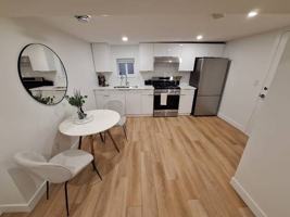 featured image of 4997 Moss Street