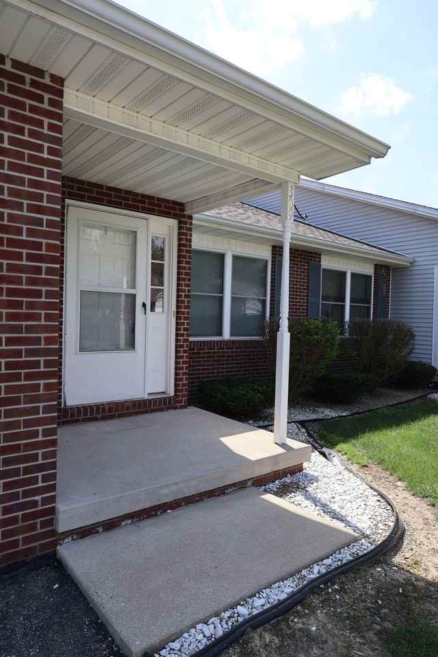 309 Brookside Pl - Photo 2 of 45