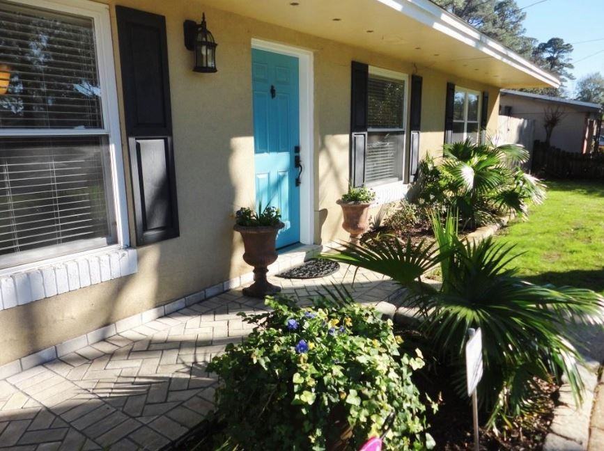 280 Anderson Dr #1 - Photo 2 of 25