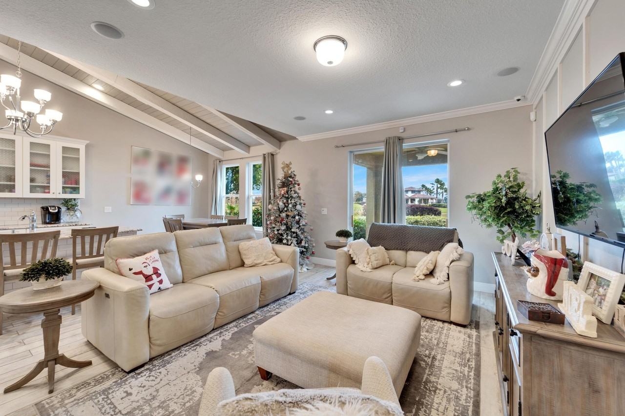 13316 Palmera Vista Dr #1 - Photo 7 of 40