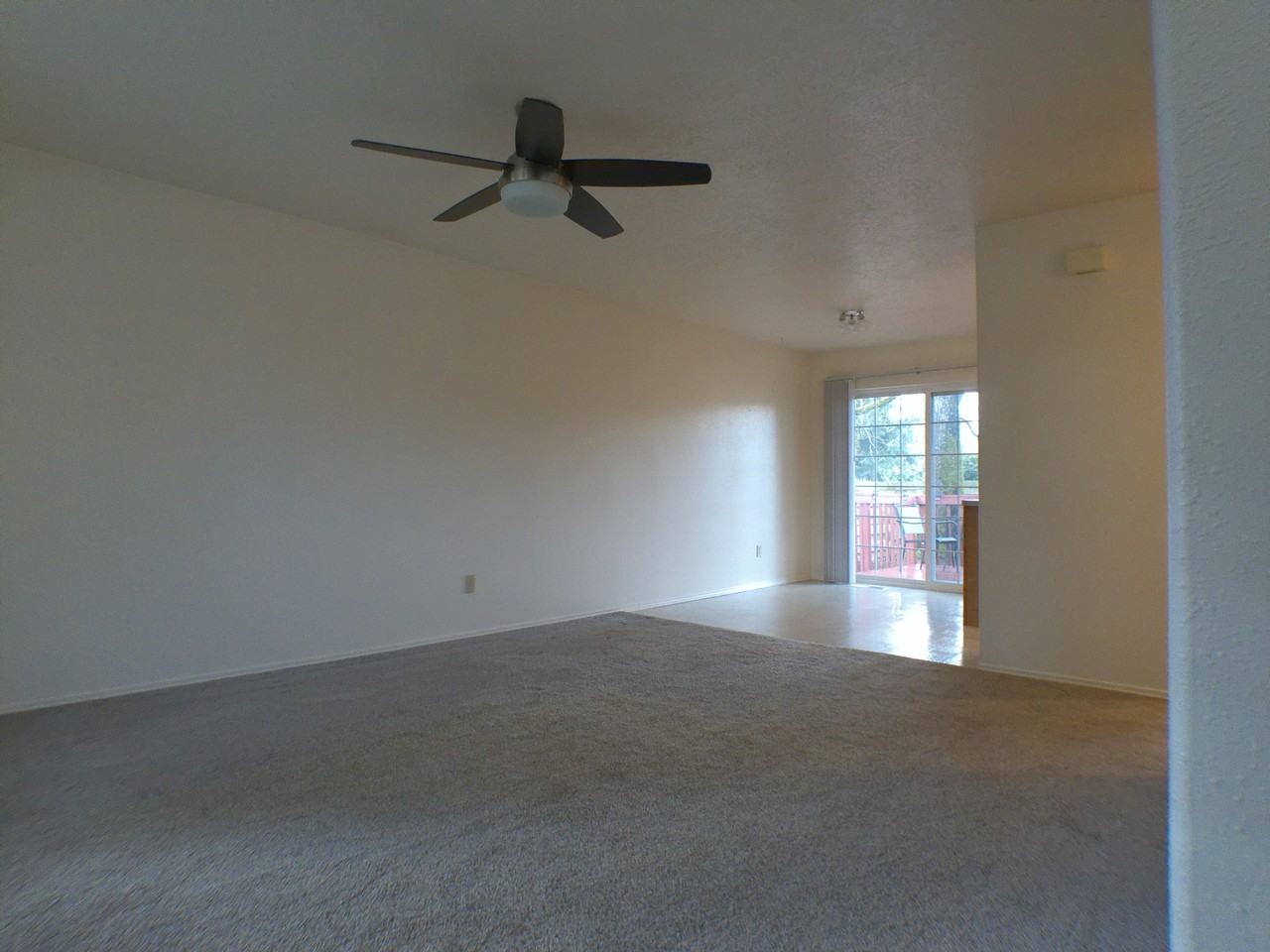 KE9-1- 775 17th Street Northeast Salem, OR 97301 #1 - Photo 4 of 32