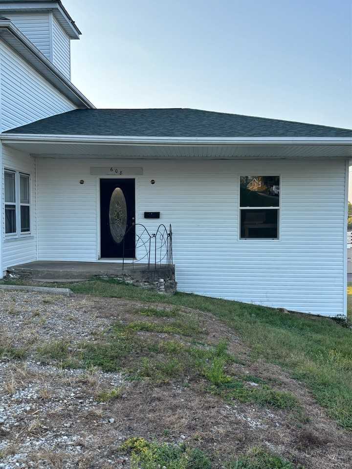 608 Old State RoadApt 3 #608-3 - Photo 7 of 8