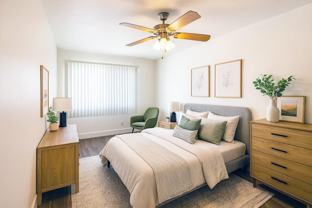 14744 Washington Ave - Photo 1 of 1