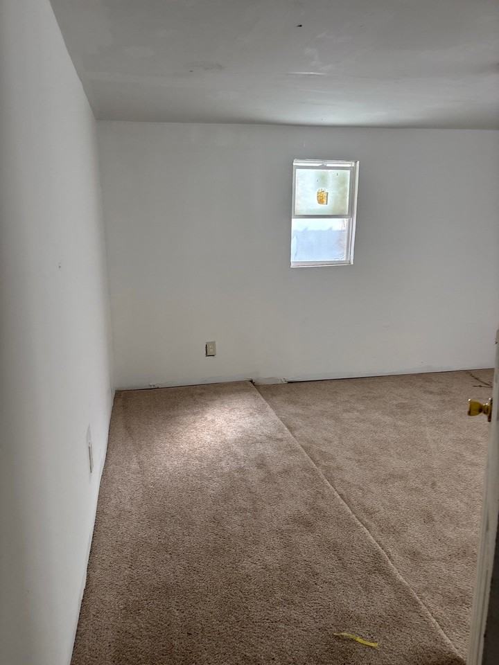 26 W 27th St #1 - Photo 6 of 10