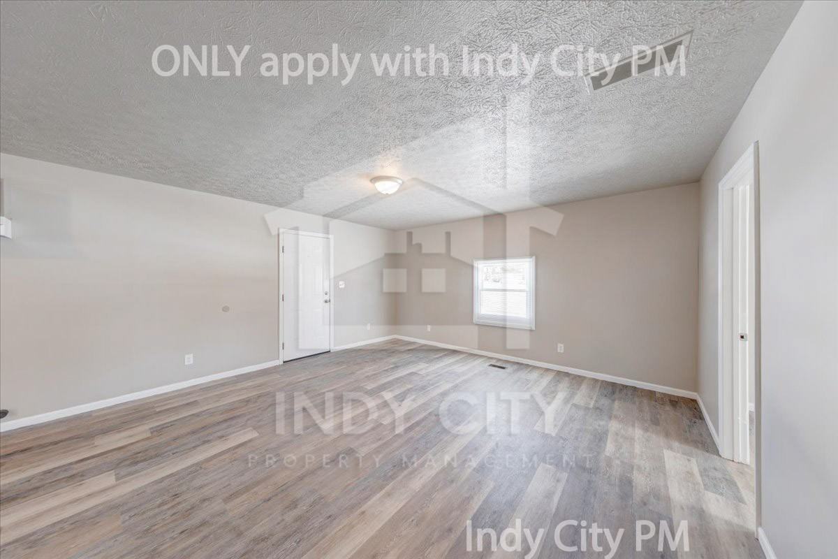 3440 N Harding St #1 - Photo 4 of 20