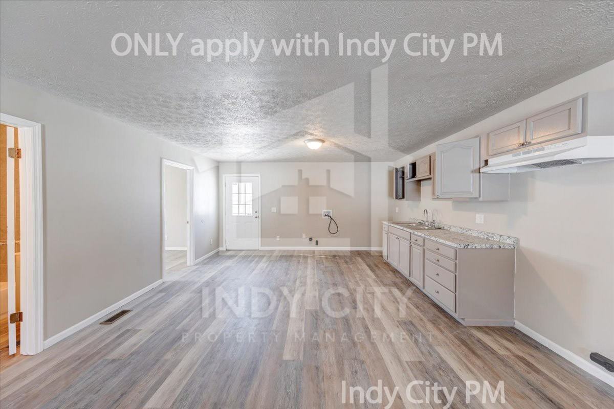 3440 N Harding St #1 - Photo 6 of 20