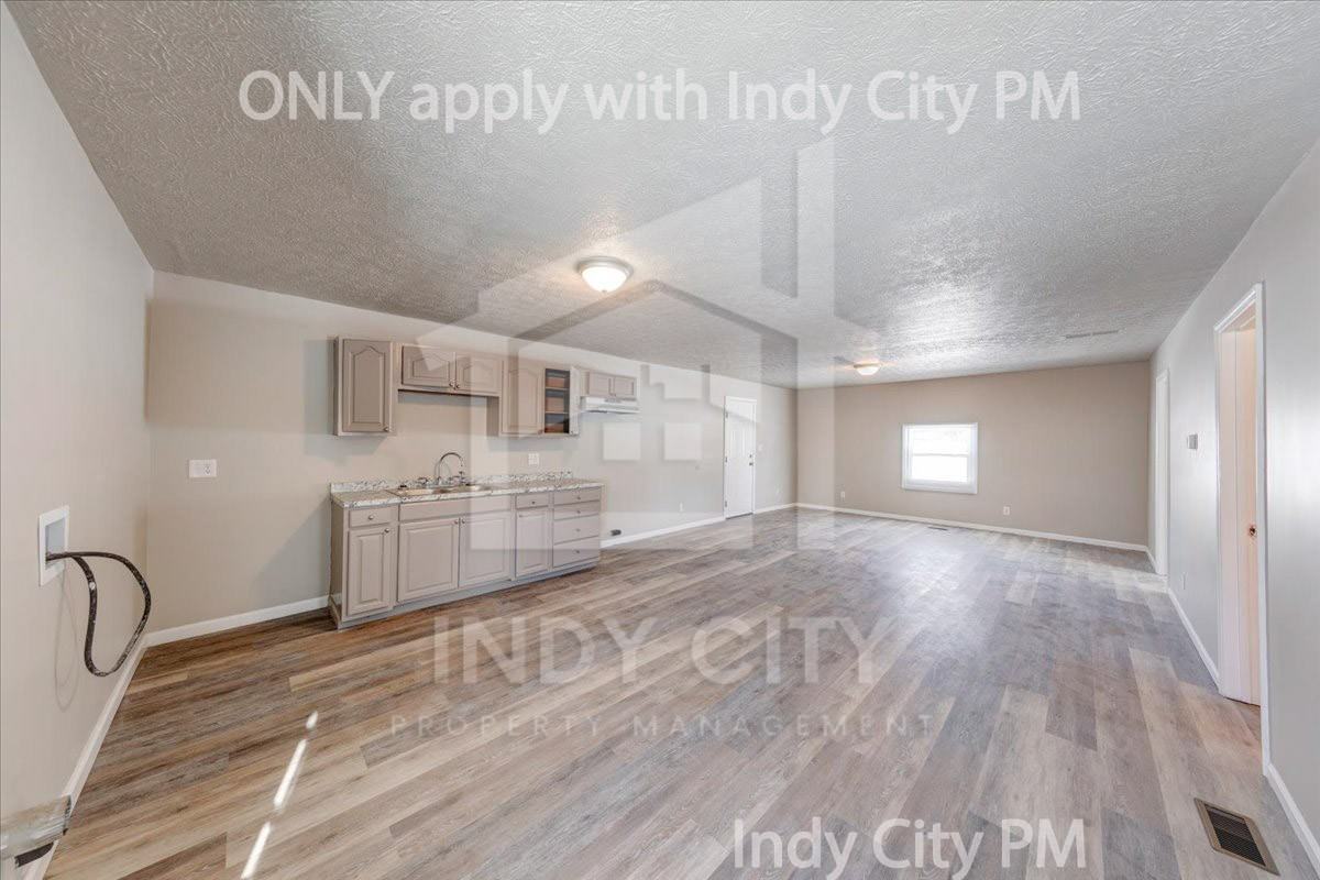 3440 N Harding St #1 - Photo 7 of 20