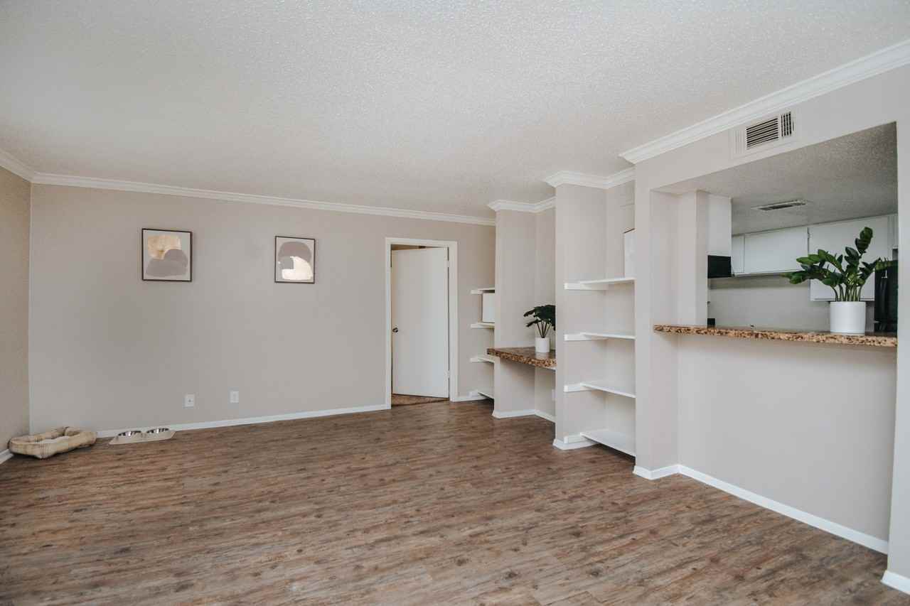 3001 Arroyo DrApt 907 #907 - Photo 6 of 16