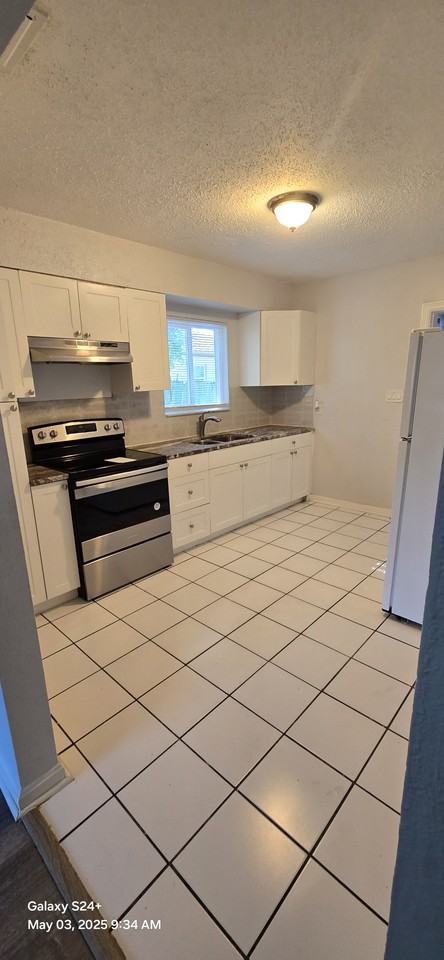 1505 18th Avenue Dr W #1505 - Photo 2 of 21