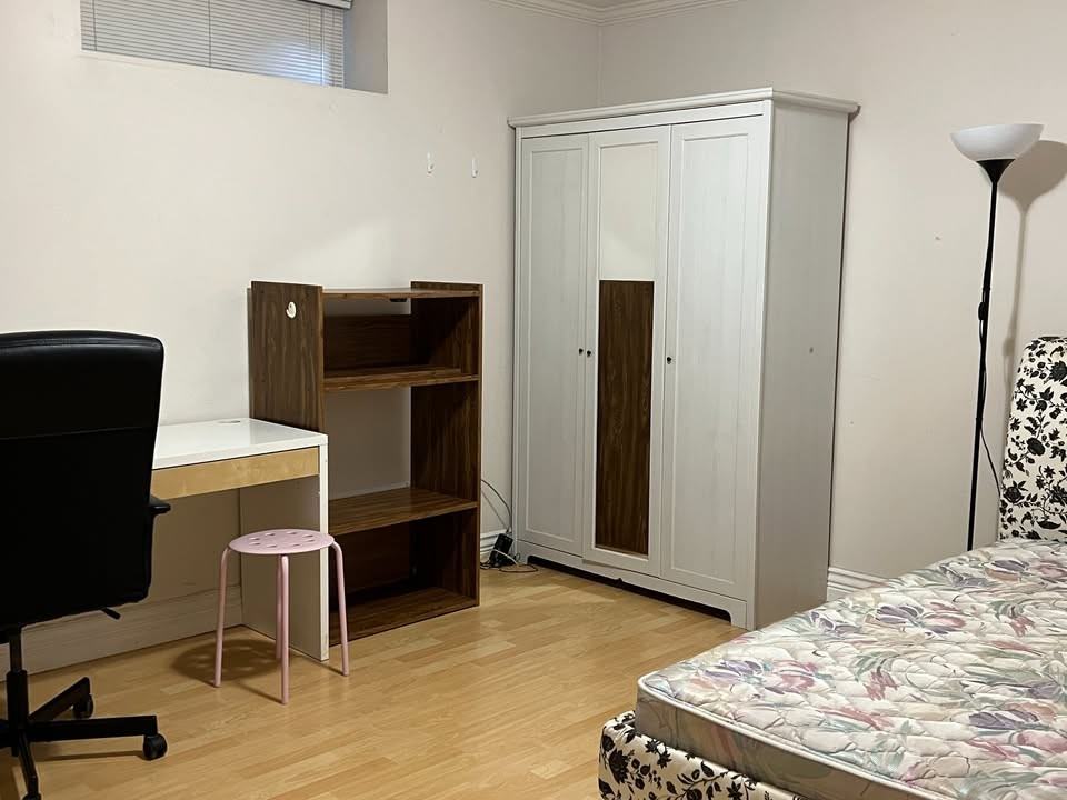 3817 26th Ave W #1 - Photo 5 of 8