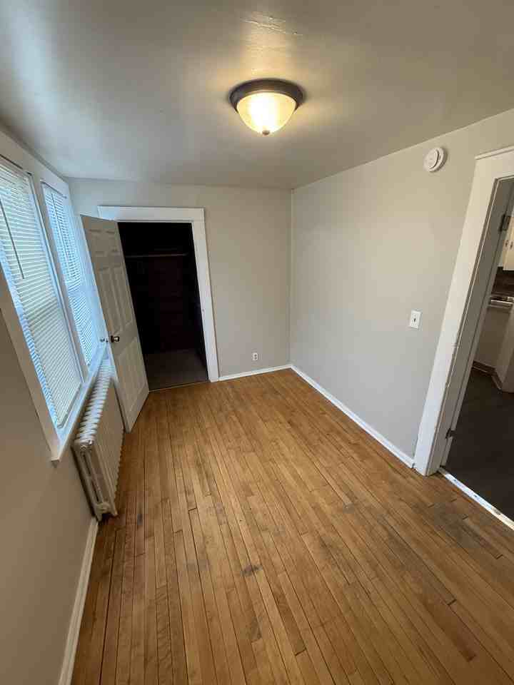 546 Edmund Ave #2 - Photo 2 of 7