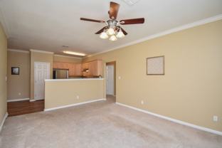 137 Sherwood DrApt D #D - Photo 1 of 1