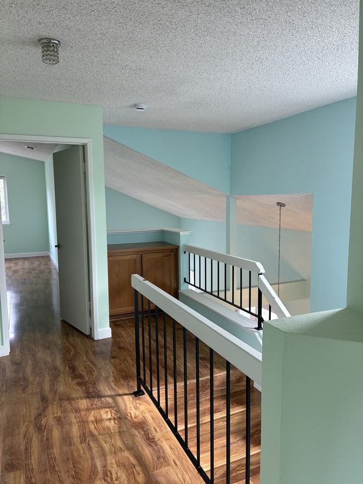 706 Ridgeview Ter #1 - Photo 6 of 15