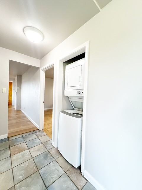 3106 Farragut St #1 - Photo 6 of 15