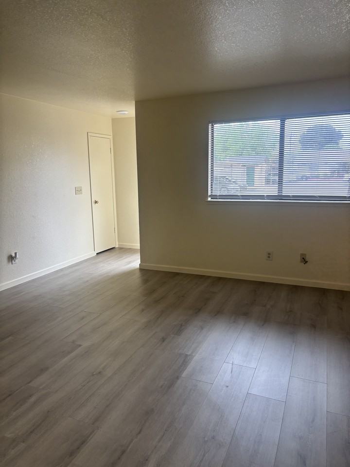 A-2 - 906 Byron Lane A-2 #A2 - Photo 3 of 11