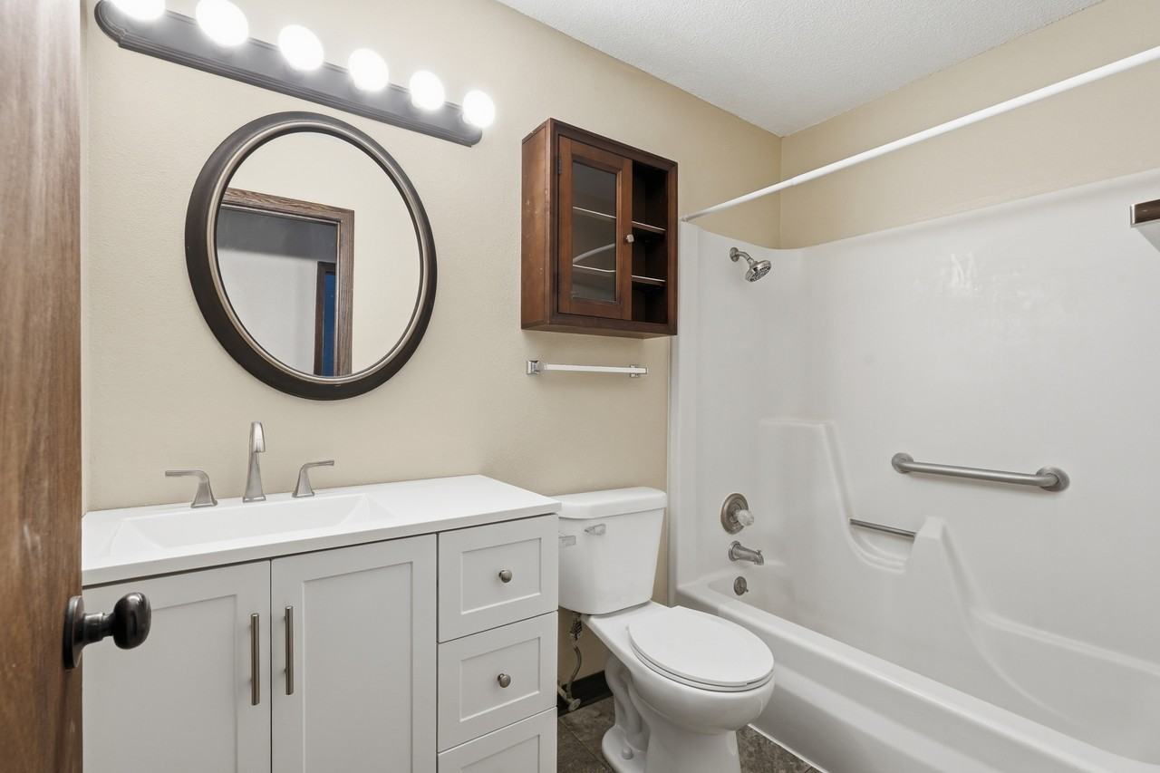 1501 Olde Hickory Rd #S - Photo 6 of 24