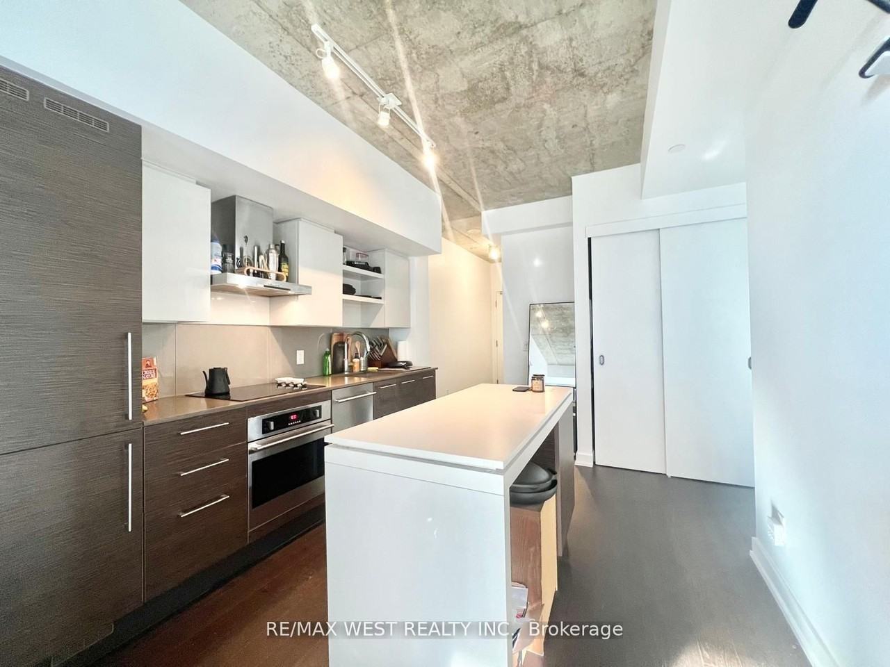 1030 King Street West - Photo 7 of 12