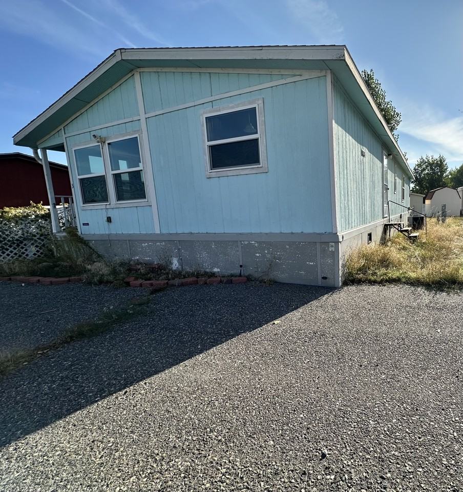 3 Hartland St N #3HA - Photo 2 of 15