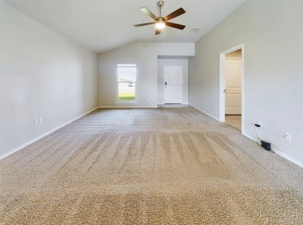 2911 Urbana Pl #1 - Photo 3 of 12