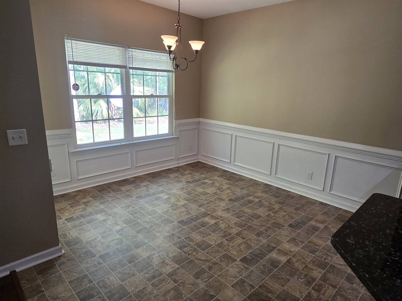 1256 Peacock Trl - Photo 3 of 10