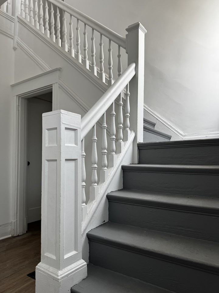 533 Hawthorne Ave #2 - Photo 7 of 9