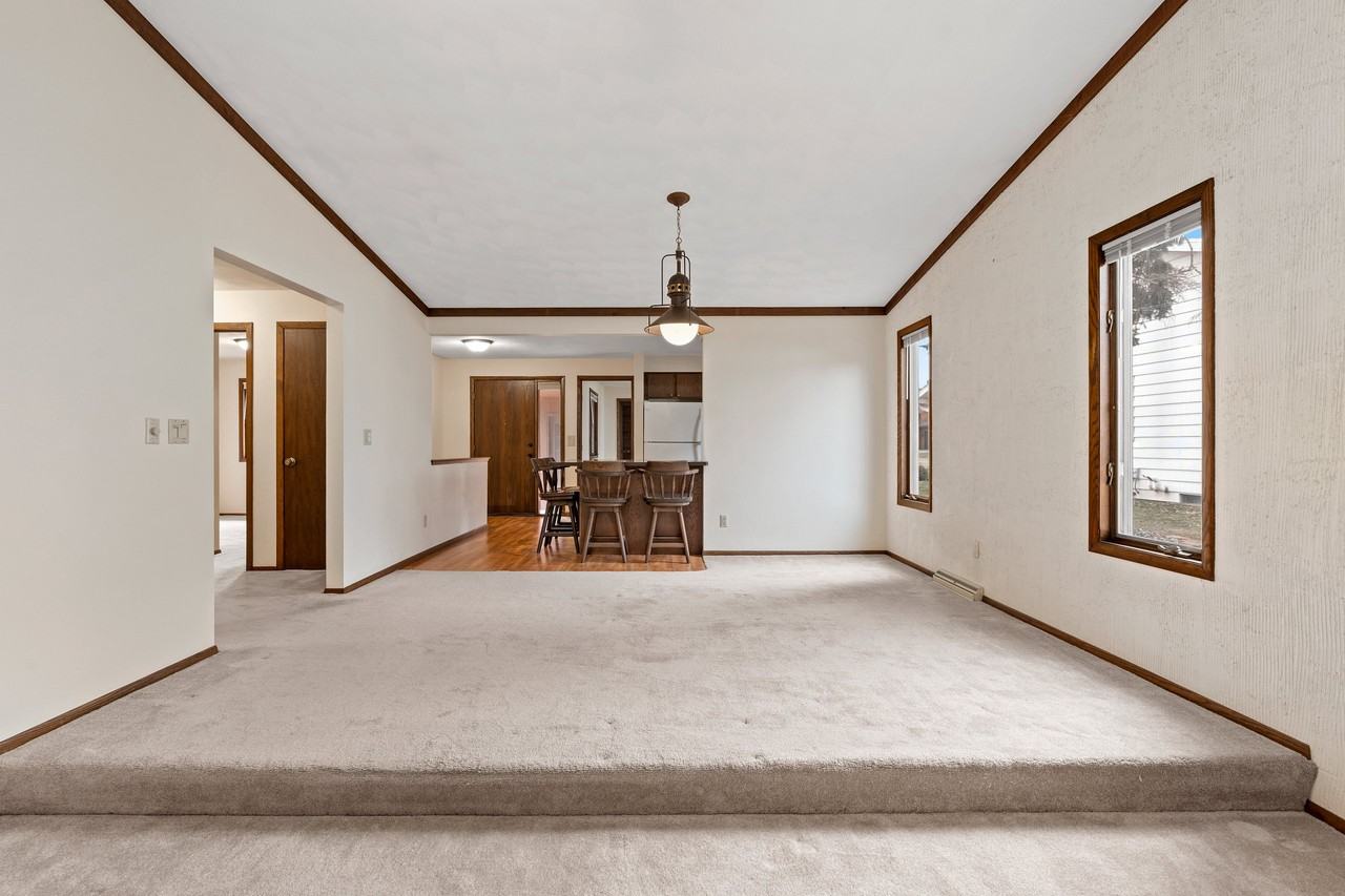 918 E Windfield Pl #918 - Photo 4 of 20