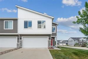 featured image of 9748 Crowning Dr #0