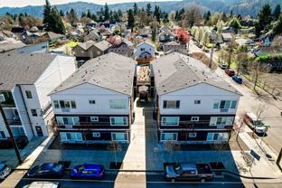 Lombard 2 - Photo 1 of 1