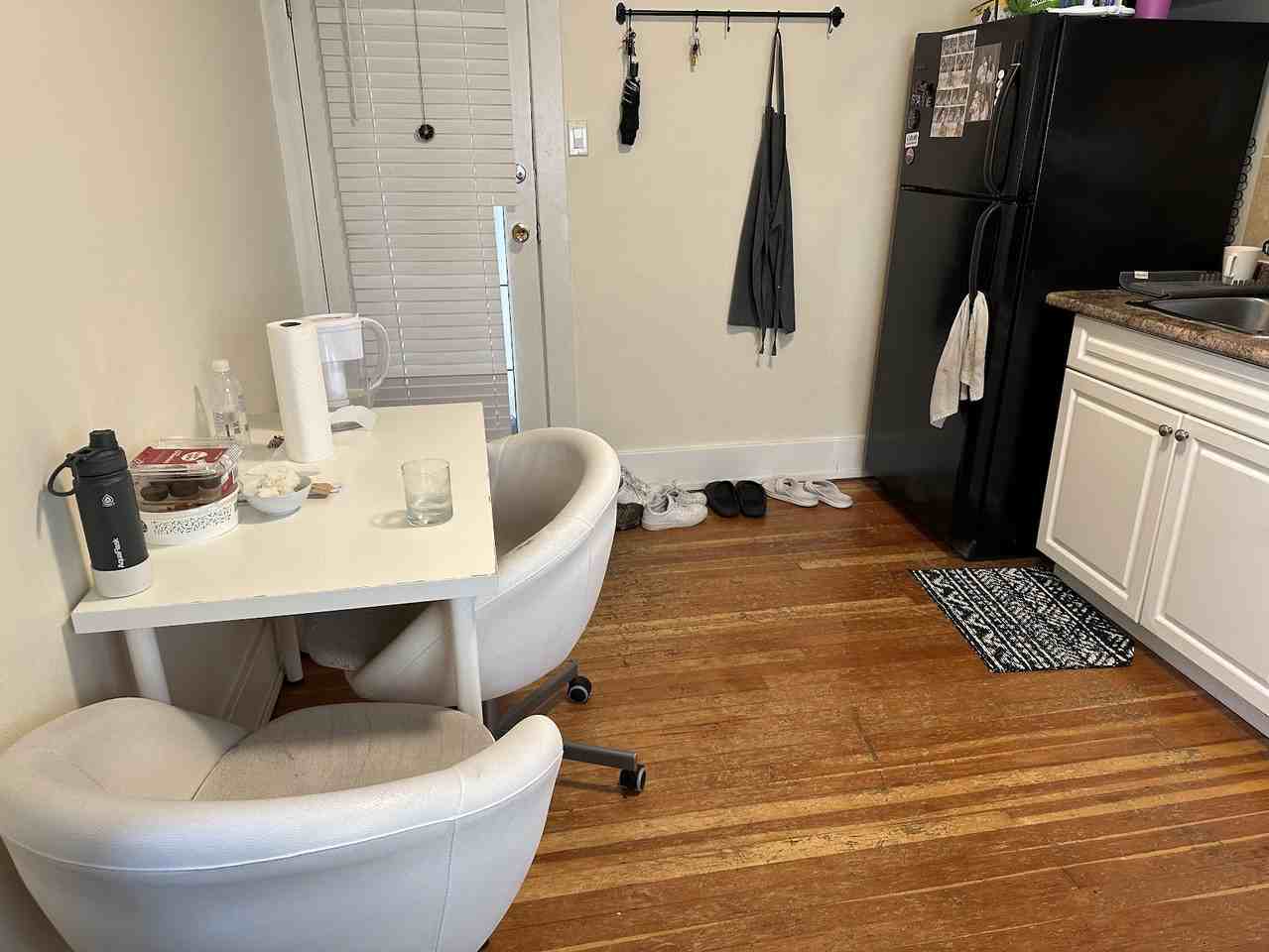 Joyce St & Kingsway - Photo 3 of 8