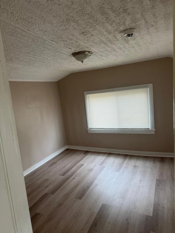 241 Troup St - Photo 7 of 8