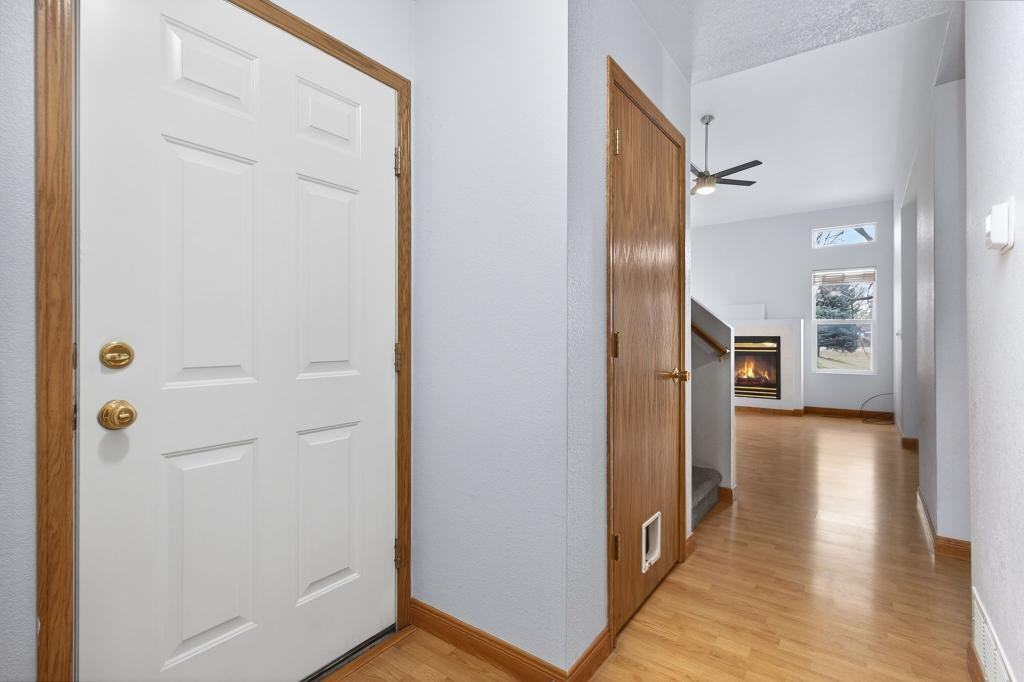 151 Crabapple Dr - Photo 2 of 15