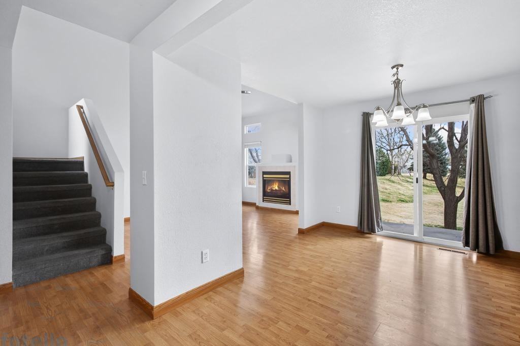 151 Crabapple Dr - Photo 6 of 15