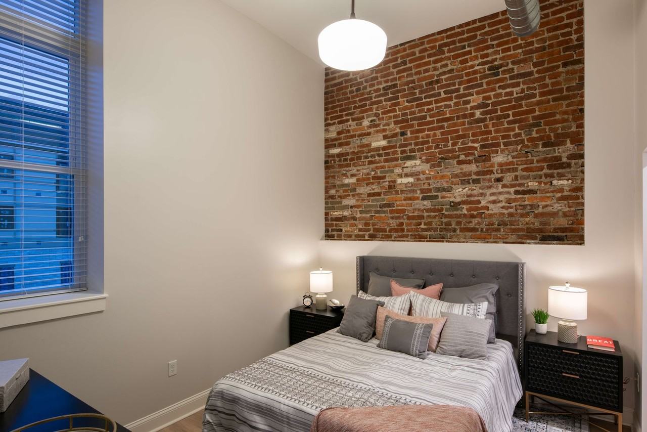 The Arlington - Photo 2 of 17