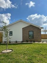 2100 E San Andrea St ##3 - Photo 1 of 1