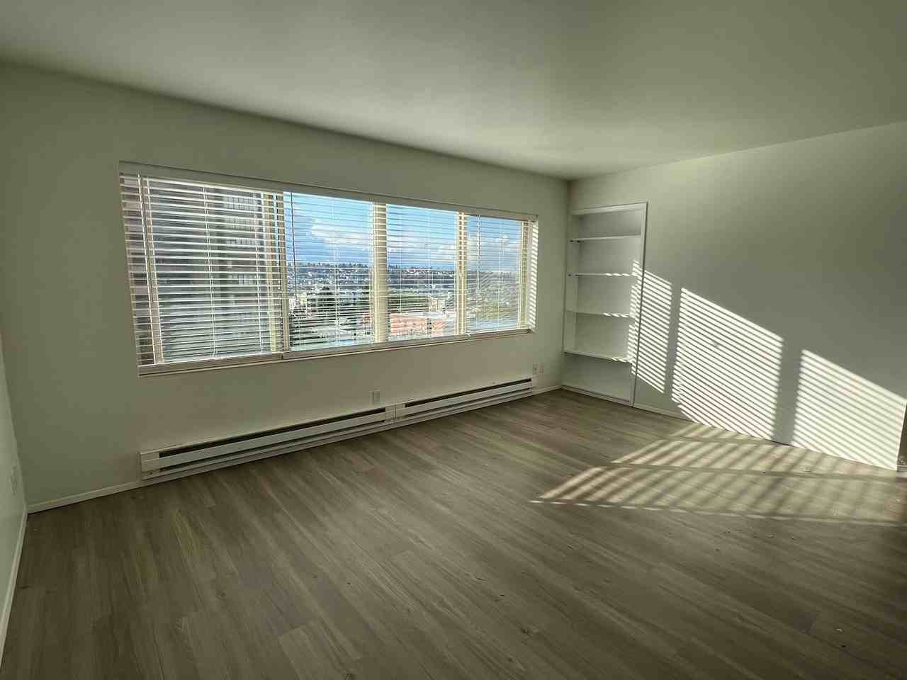 Sheffield Apts. - Photo 2 of 25