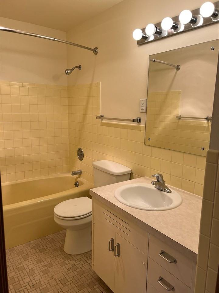 Sheffield Apts. - Photo 6 of 25