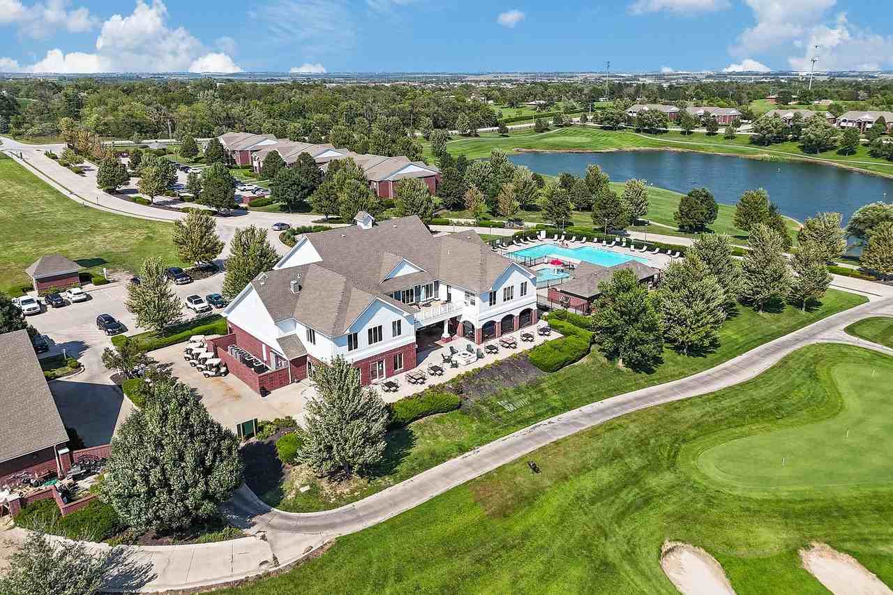 Fairways at Lincoln - Photo 4 of 45