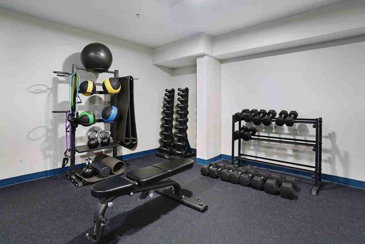 Welcome to The Burton! This beautifully renovated former meeting house is located at the foot of Presidents' Circle. - Photo 6 of 50