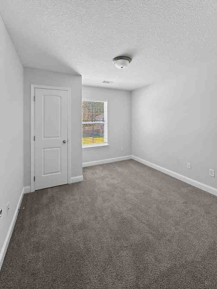 264 Marron Way - Photo 4 of 19