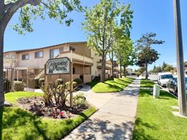 featured image of 510 510 - 520 E. Orangewood Ave.