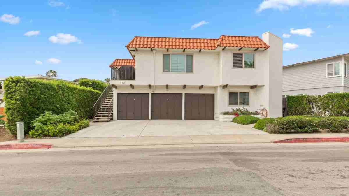 332 Avenida Cabrillo ##B - Photo 2 of 11