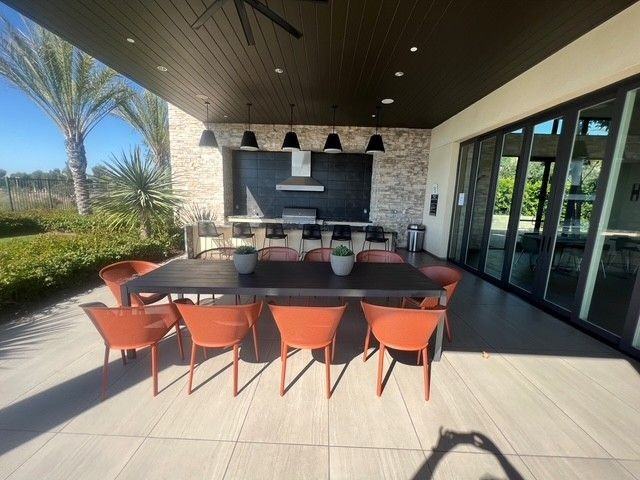 520 Serrano Summit Dr - Photo 4 of 12