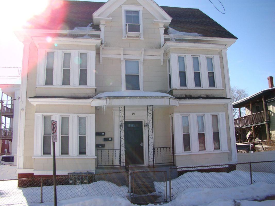 86 School St
