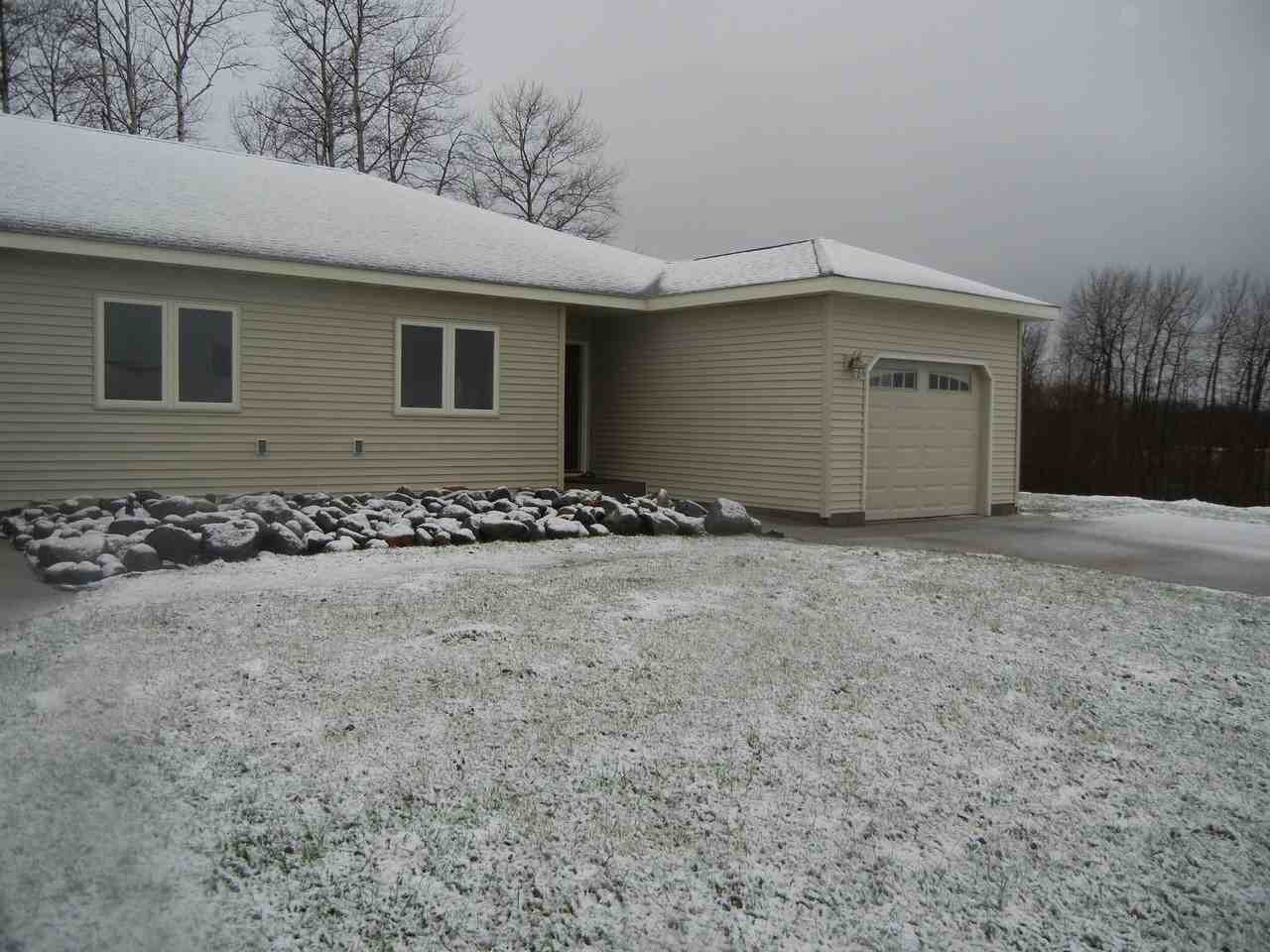 1319 New York Ave - Photo 3 of 15