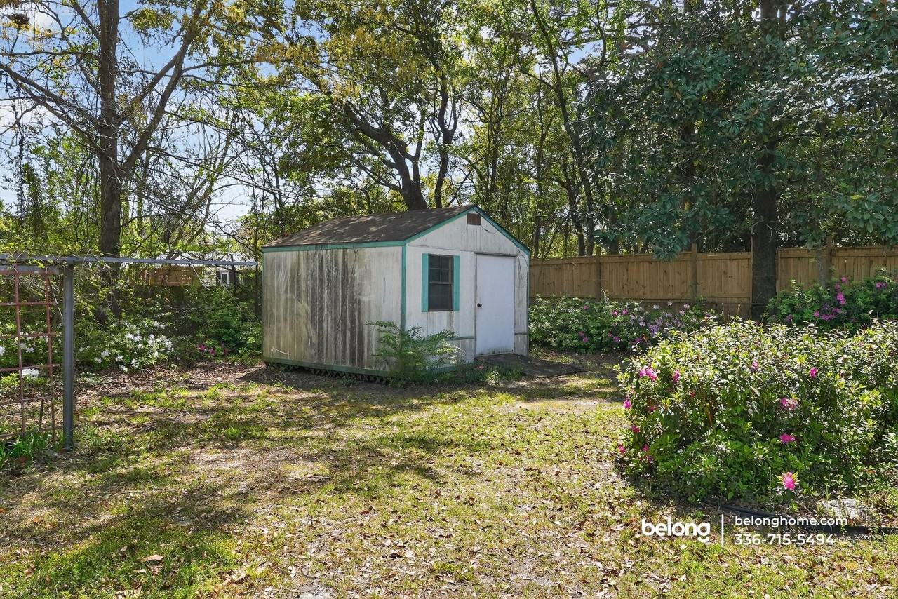 1705 Fordham Rd - Photo 2 of 32