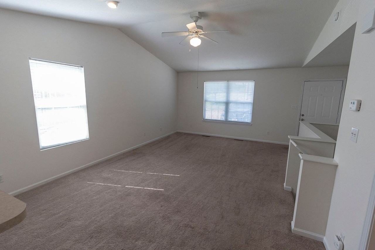 3324 St Charles Rd - Photo 6 of 37